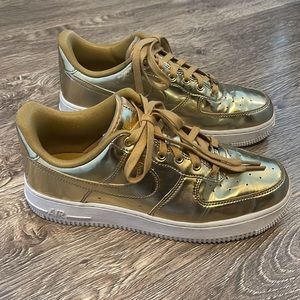 Nike Air Force 1 SP “liquid metal Gold” 8.5